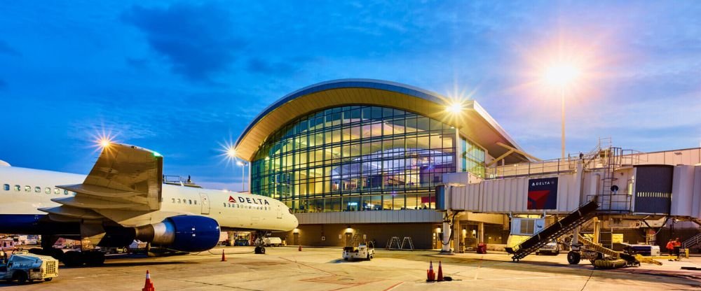 What Terminal is United Airlines at FLL – Fort Lauderdale Hollywood International Airport