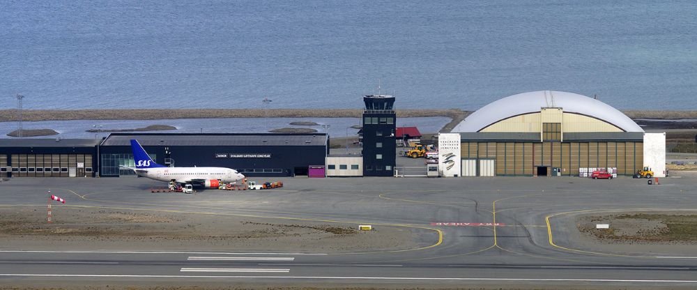 What Terminal is Norwegian Air at LYR – Svalbard Airport