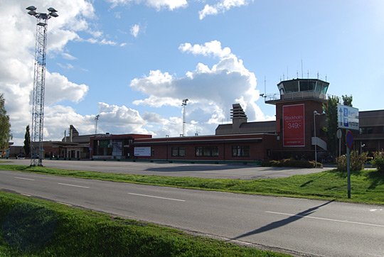 What Terminal is Norwegian Air at UME – Umeå Airport